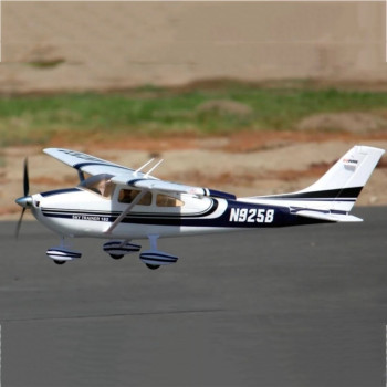 FMM007RAB SKY TRAINER 182 1400MM RTF BLU