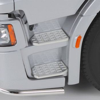 SEMI-TRUCK TAMIYA 1/14 RC SCANIA 770 S 6X4 SILVER EDITION 56373